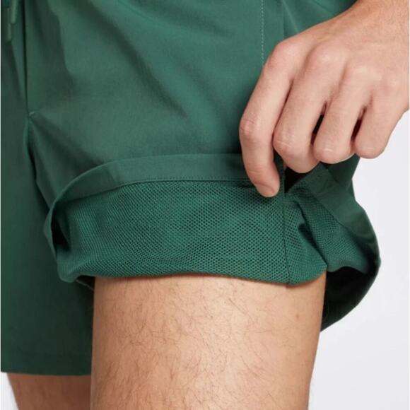 NWT VRST Men's Green Collegiate 5'' Everyday Short Size S - Picture 9 of 9